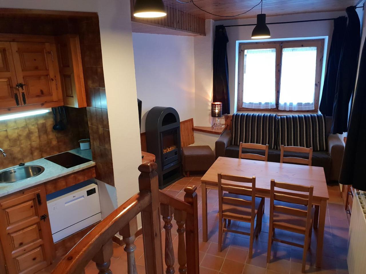 Apartaments Can Bundanci Setcases Exterior foto
